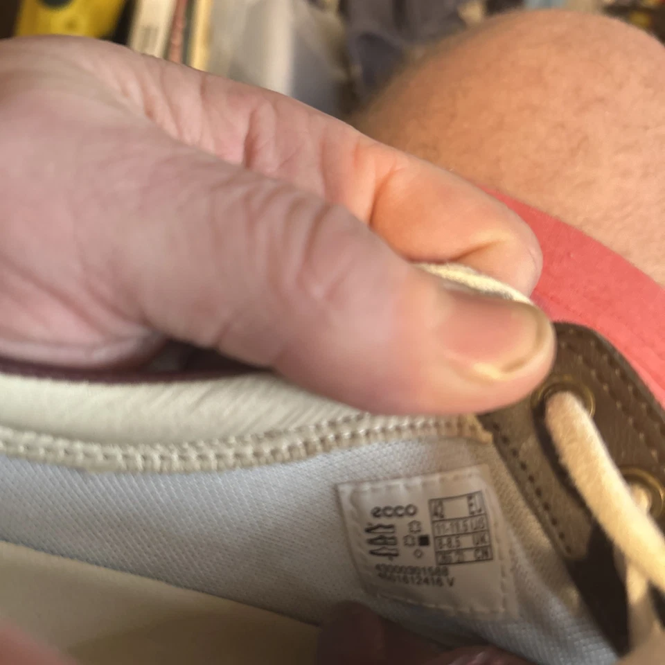 Zapatilla deportiva ecco mujer suave 7 cuero corbata talla 42, nueva sin caja roja talla 11-11,5 Foto 3 de 4