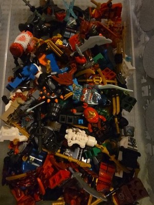 LEGO Ninjago Lot of 1 Random Blind Bag Minifigure Figures M