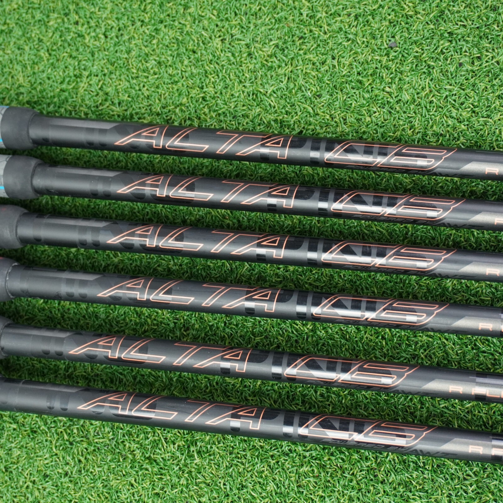 USED Ping G400 Iron Set 7PWGWSW Regular Flex Alta CB AWT Graphite