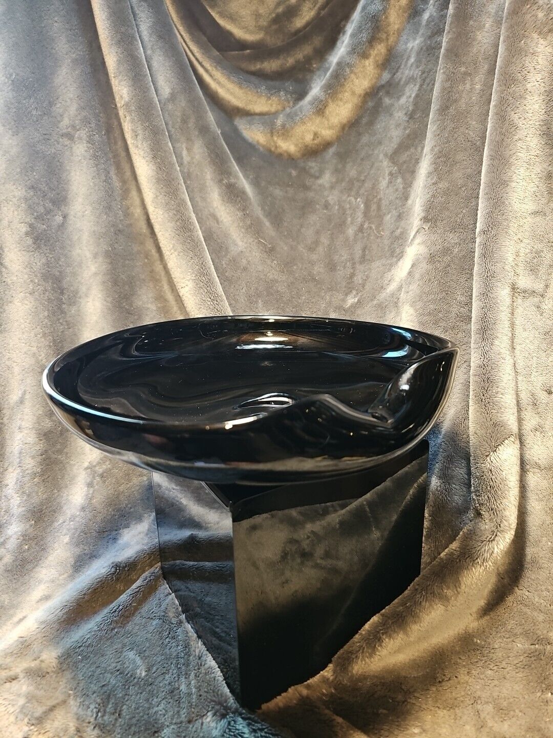 Picture 2 of 9