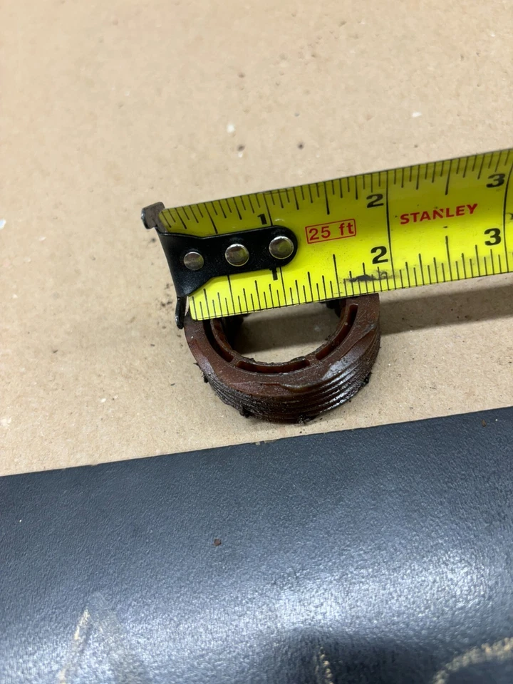 CHEVROLET CAMARO CHEVELLE MALIBU IMPALA C10 TAILSHAFT SPEEDMETER GEAR PLASTIC OE - Image 3 of 4