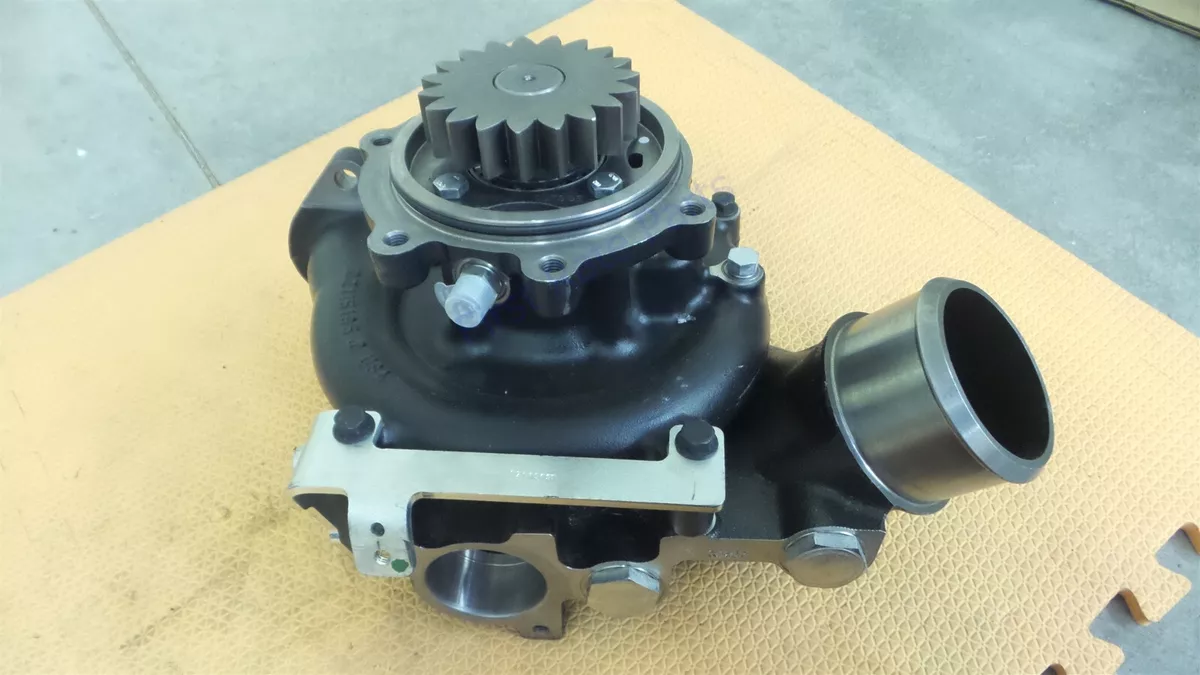 John Deere DZ106318 Water Pump DZ121423 RE558358 Tractor Dozer 
