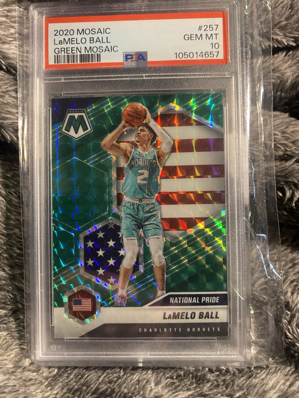 2020-21 Panini Mosaic - National Pride LaMelo Ball #257 Green Mosaic Prizm (RC)