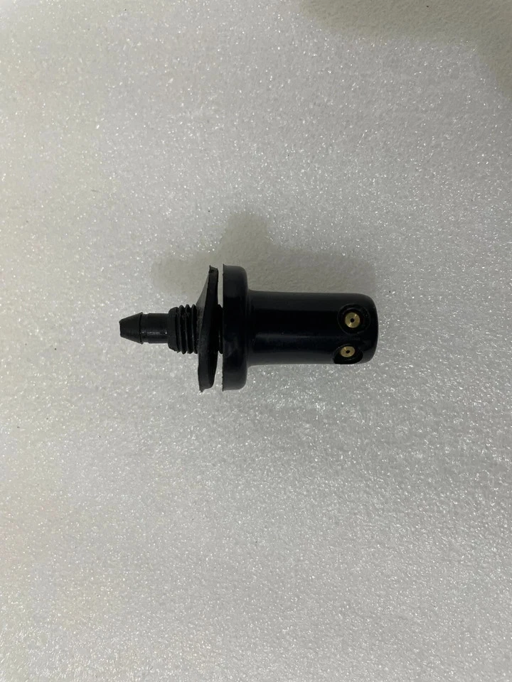 Suzuki SJ410 SJ413 Windshield Wiper Nozzle Jimny Samurai Drover Sierra |Fit For - Image 2 of 4
