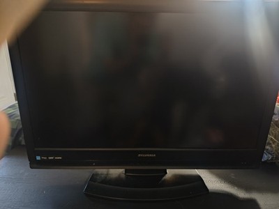 Sylvania LC320SLX 40in LCD TV 720p Black HDMI Composite RCA Inputs
