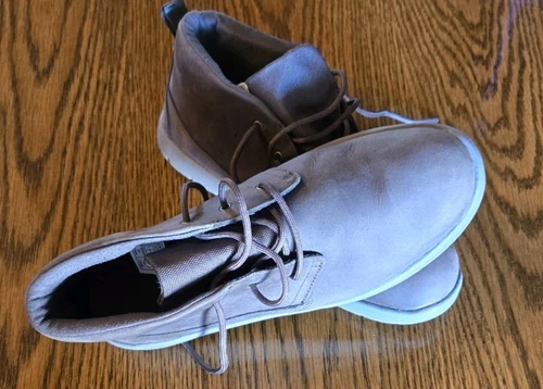 Stivaletto donna Ugg Treadlite impermeabile grigio chukka taglia 6