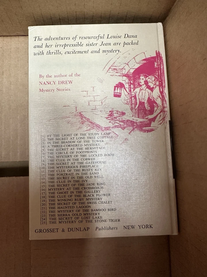 Dana Girls #25 The Mystery of the Stone Tiger 1965 Picture Cover SCARCE! Excel - Image 2 of 4