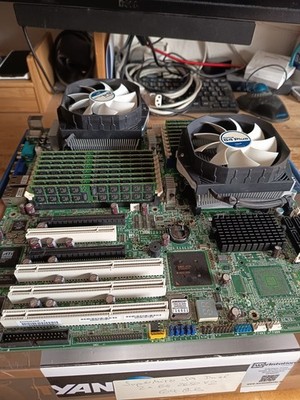 TYAN S2932 mit 2x Opteron 2352 @2,1 GHz, 32 GB RAM, Lüfter, lesen!