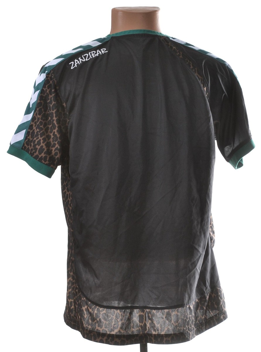 Maillot Mats Hummels Vintage : Découvrez les maillots rétro et classiques