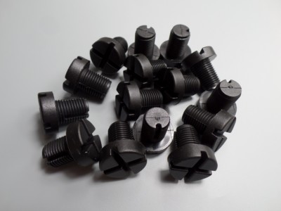 1 Bleed Valve Bleeder Bolt For Radiator BMW E36 E39 E90 E53 17111712788