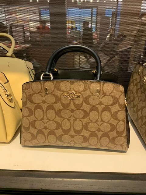 数量限定・即納特価!! 新品LIENDE PARIS クラッチバッグ 【定価99,000