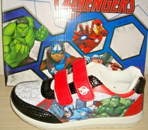 scarpe marvel