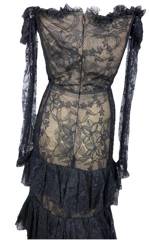 40 Vestido de Noche Giambattista Valli Illusion Encaje Hombro Frío en Niveles Bruja Foto 4 de 4