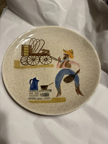 Red Wing Pottery Round-Up Cowboy Chuck Wagon 11" Dinner Plate