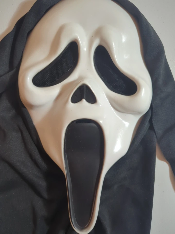 Scream Ghost Face Mask Used Adult Small Stretchy Elastic Band - Image 2 of 4