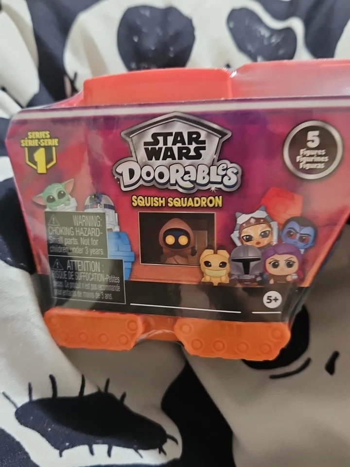 2 Doorables Star Wars Squish Squadron Series 1 NOVO NA EMBALAGEM - Imagem 2 de 3