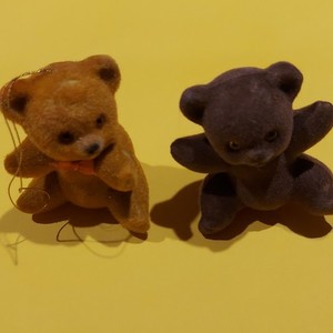 2pc Flocked Mini Teddy Bear Figurines vintage Hong Kong ornament VG+