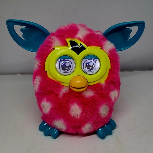 Furby Hasbro 2012 électronique – Jaune Et Bleu – Parlant – Bon état