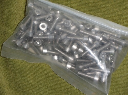 Qty. 100 M5 x 18 mm Stainless Steel Socket Head Cap Screws, A2 18-8 Metric