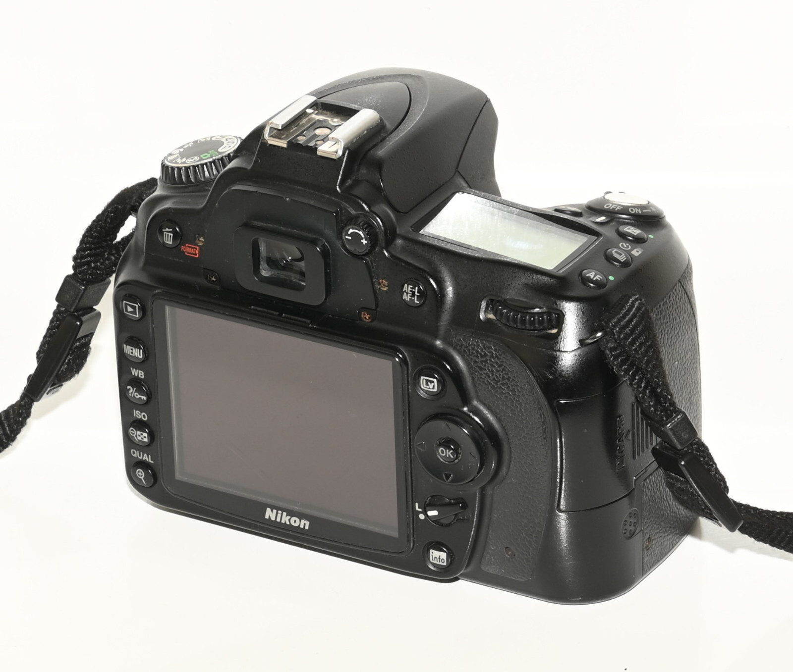 Nikon D90 12MP DSLR Camera Body + Battery and Charger. NO FLASH