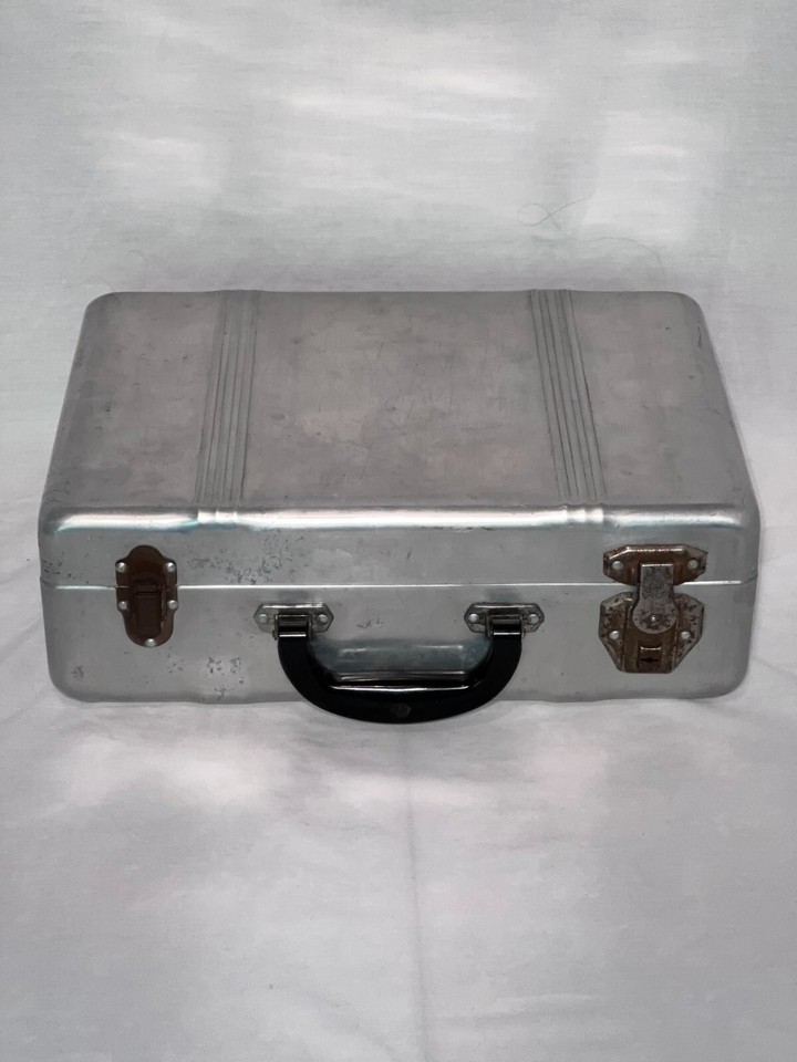 Vintage Official Roller Derby Skates With Metal Box Size 5 eBay