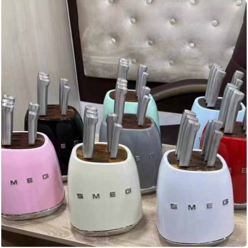 SMEG Messerblock + 6 Messer Neues Vintage-Werkzeug Schnelle deutsche Lieferung