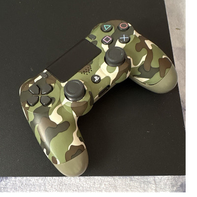 Sony PlayStation 4 Slim Schwarz mit Camouflage-Controller, WLAN, Bluetooth, HDMI