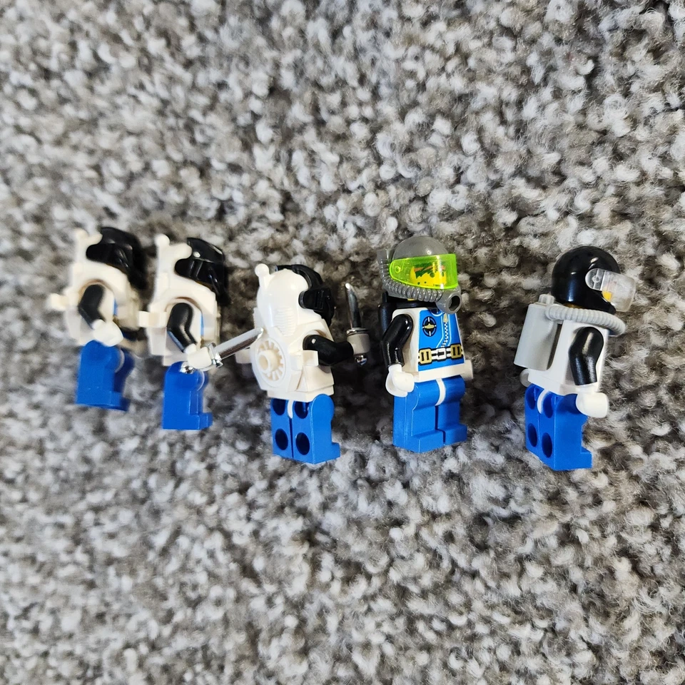 Lote de 8 minifiguras vintage Lego Aquazone de Aquanauts con accesorios AQU001 AQU002 Foto 4 de 4