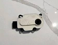 2013-2016 Ford Fusion/Focus Grille Active Shutter Motor Actuator Genuine OEM