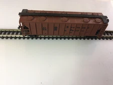 Trix Southern Pacific 3 Bay Covered Hopper SP 46060 N Scale Trains
