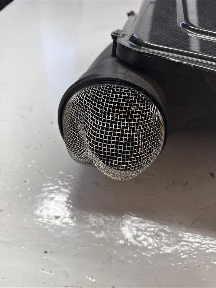 Audi RS6 2003 admisión de aire fibra de carbono 4,2 V8 Foto 3 de 4