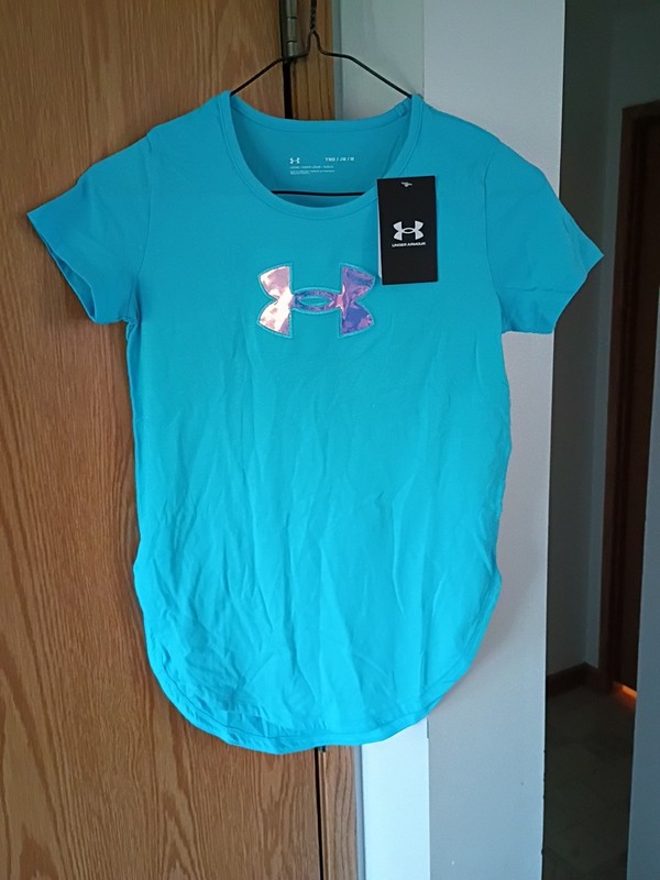 Girls Kids Youth Under Armour T-Shirt NEW Short Sleeve Blue Holographic Medium 