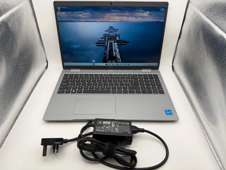 Dell Latitude 5520 · i5-1145G7 · 16GB · 256GB, photo 1 of 5