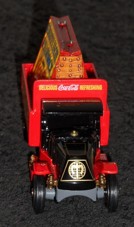 Matchbox YPC03-M 1920 Mack AC Truck Coca Cola Coke Stoneliegh Pharmacy COA NIB - Image 4 of 4