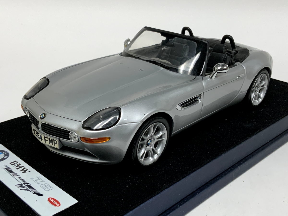 2024年レディースファッション福袋特集 1/18 Kyosho BMW Z8 James Bond 乗用車