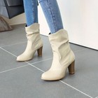 Foto 7 di 29