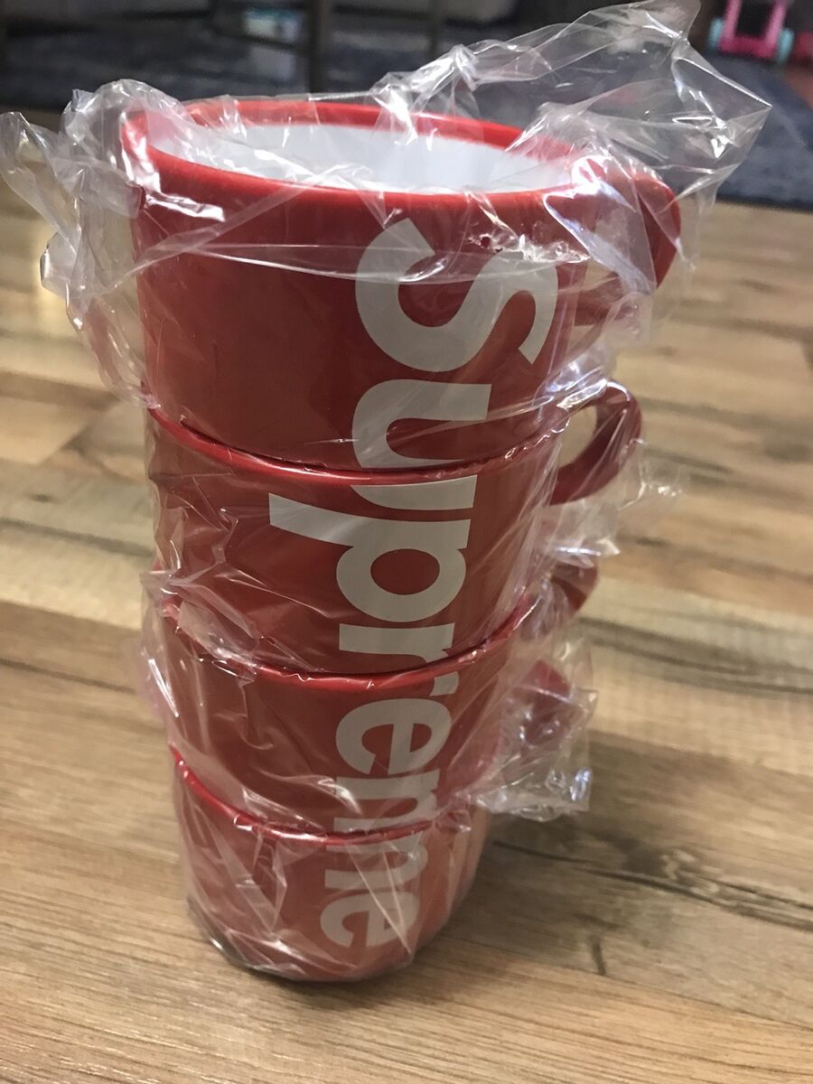 Supreme Stacking Cups Set of 4 Red SS18 LIMITED 100 Supreme Stacking Cups Set of 4 Red SS18 LIMITED 100