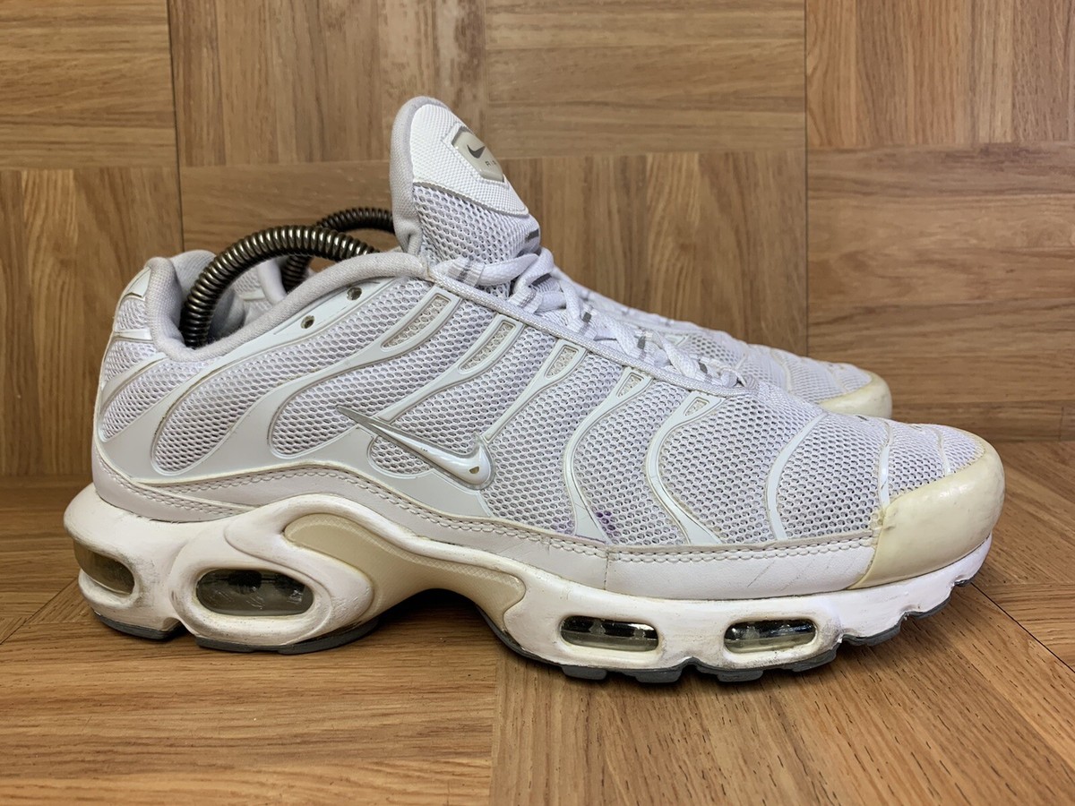 RARE🔥 Nike Air Max Plus White Whiteout Cool Gray Sz 8.5