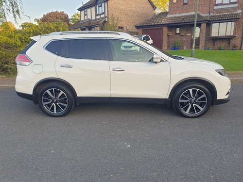 2016 Nissan X-Trail 1.6 DCi Tekna S/S 5 Dr SUV, S/Hist inc Recent Service - Picture 3 of 19