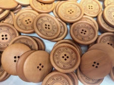vintage wood 1.5" etched buttons 5pcs made in USA