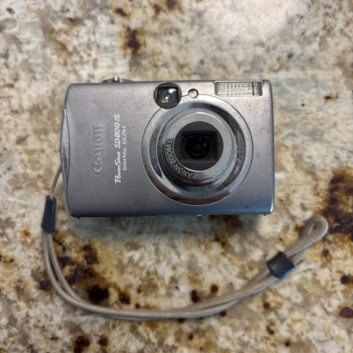 Canon PowerShot Digital ELPH SD800 IS / Digital IXUS 850 IS