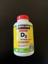 Kirkland Extra Strength Vit D3 50 mcg 2000 IU 600 Softgels 03/28 Damaged Bottles