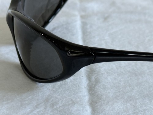 Nike Skylon Sunglasses EV0052 001 Black Sport Running Cycling Wrap Men’s - Picture 3 of 11