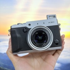 Fujifilm FinePix X30 12.0MP 4x Optical Zoom Compact Digital Camera Tested