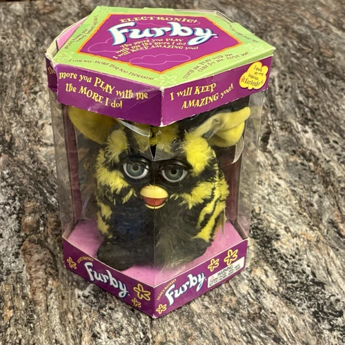 Furby 1999 Bumble Bee Yellow & Black Spots  original box, w/tags, Instructions