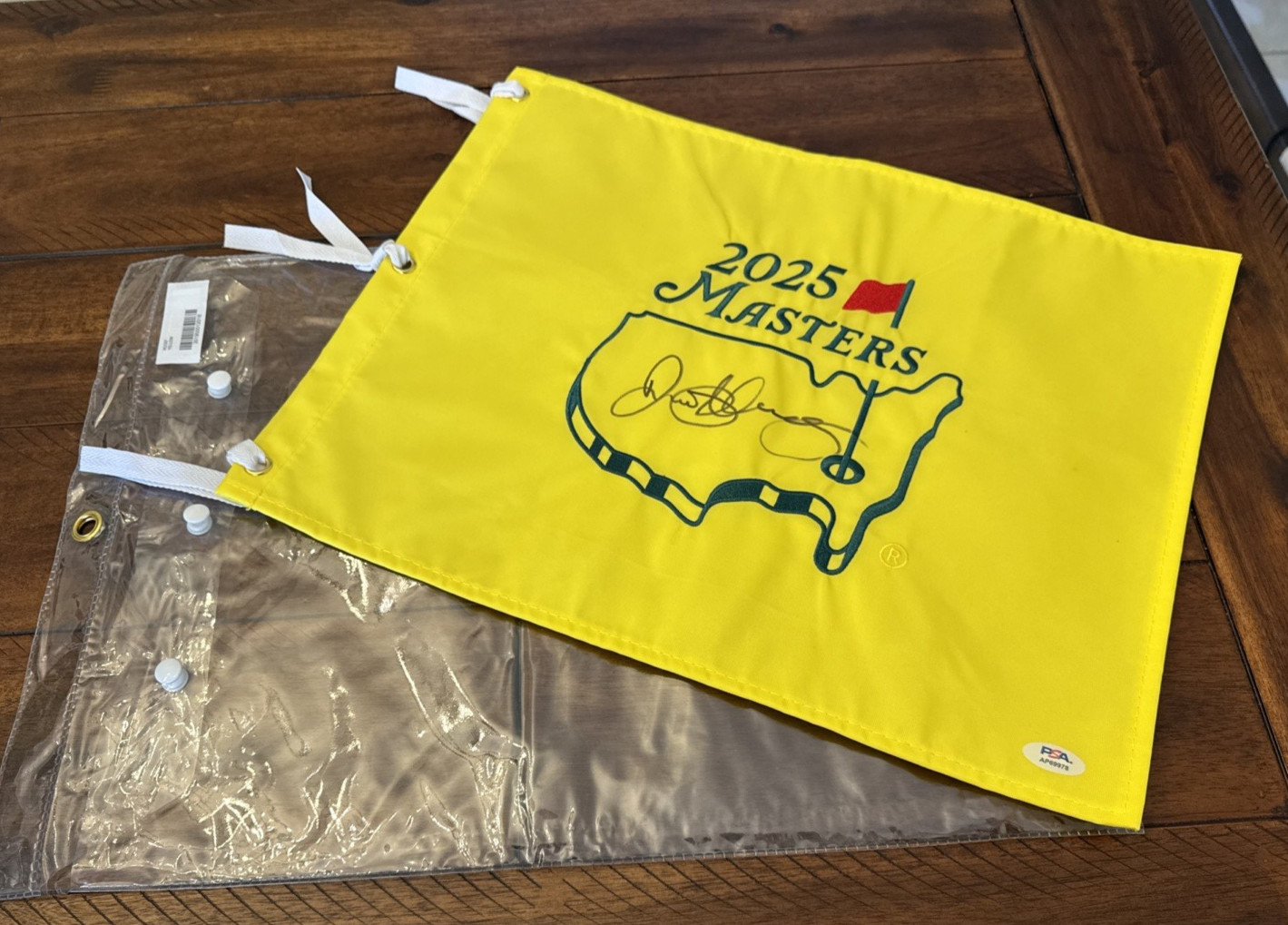 Rory McIlroy Signed 2025 Masters Flag - PSA CERTIFIED COA - GRAND SLAM - AMAZING view 6