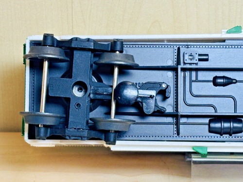 Lionel 19262 The Perils of Mickey Hi-Cube Boxcar #2 - Unrun with No Box - Picture 16 of 19