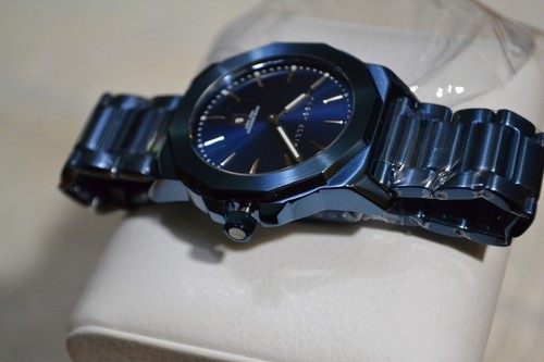 NEU 42mm PERRY ELLIS DECAGON UHR VON INVICTA