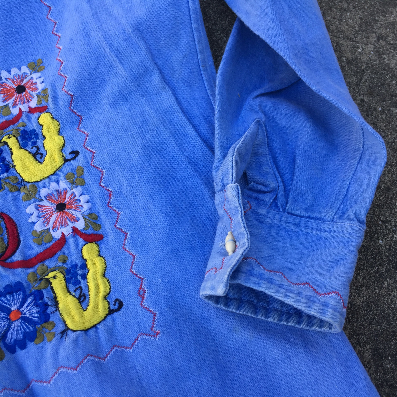 Vintage 50s 60s Womens Denim Jean Sanforized Embroidered Coat Jacket Shirt Hippy image 4
