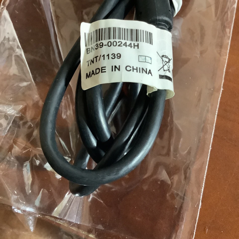 Computer Monitor Cable VoltaE315619 AWMStyle 20276 80c 30v VW-1 By Linoya 15Pin - Image 3 of 4